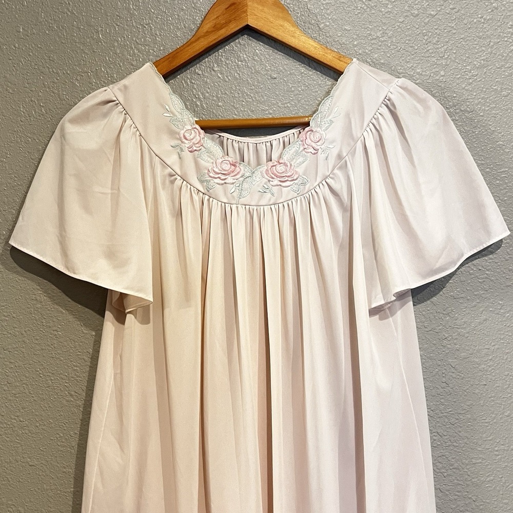 VTG Shadowline Nylon‎ Nightgown SM Pink Flutter Sleeves Embroidered Roses Girly